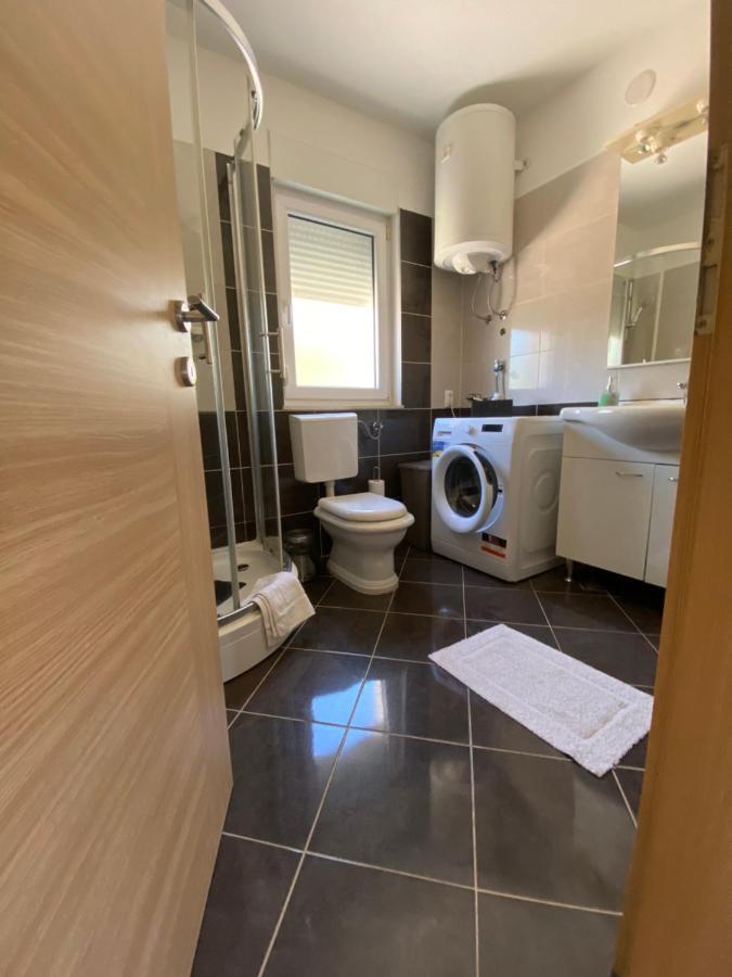 Apartman Mila Daire Kastela Dış mekan fotoğraf