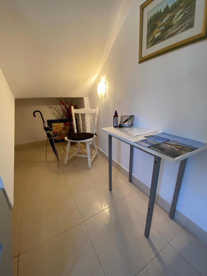 Apartman Mila Daire Kastela Dış mekan fotoğraf
