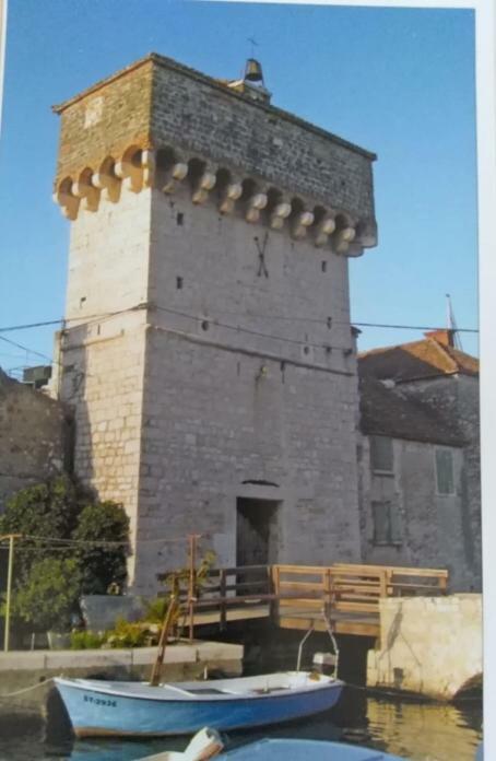Apartman Mila Daire Kastela Dış mekan fotoğraf