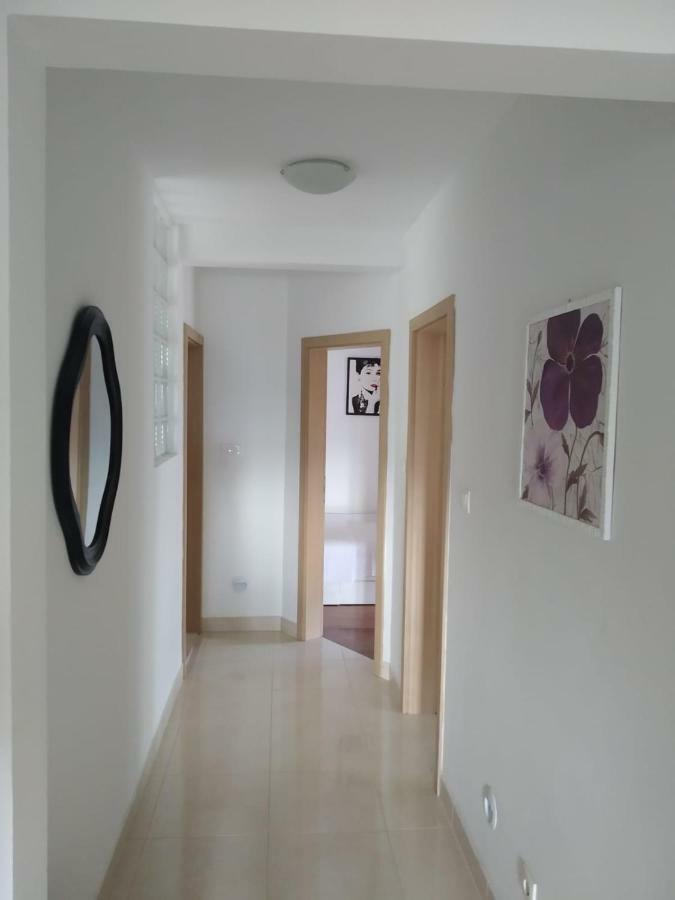 Apartman Mila Daire Kastela Dış mekan fotoğraf