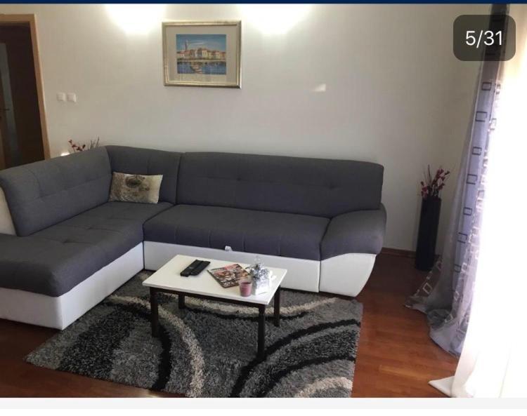 Apartman Mila Daire Kastela Dış mekan fotoğraf